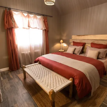 J&J Room - Hébergement d'exception prés de Provins! Le Bas Courton Extérieur photo